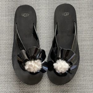 UGG Poppy Fusion Flip-flops